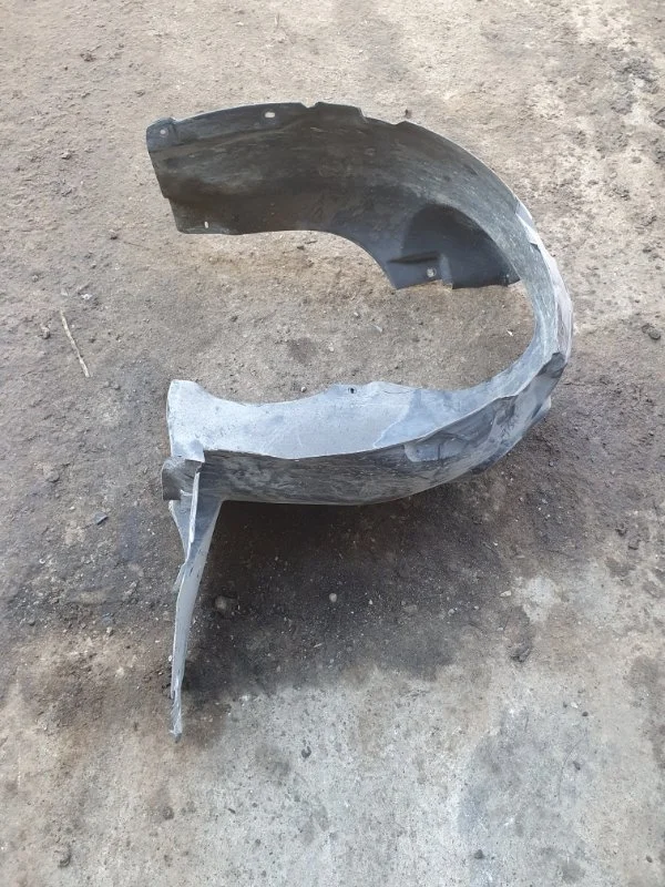 Подкрылок Volkswagen Polo 2011 седан