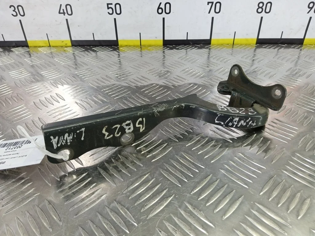 Петля капота левая SUZUKI LIANA I рестайлинг (200