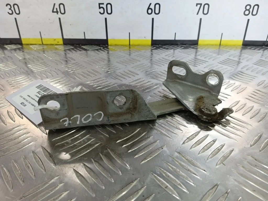 Петля капота левая MITSUBISHI COLT Z30 (2002—2012)