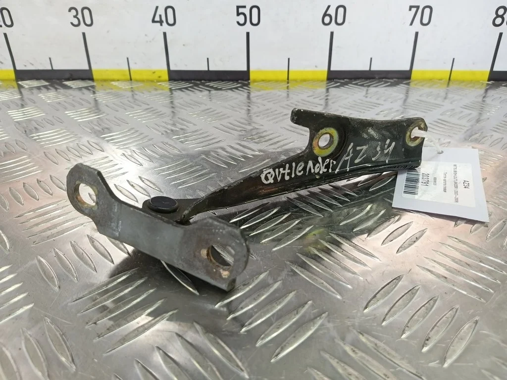 Петля капота левая MITSUBISHI OUTLANDER I (2002—2