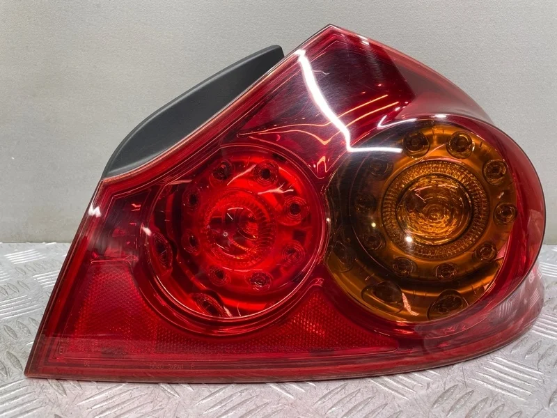 Фонарь Infiniti G V36