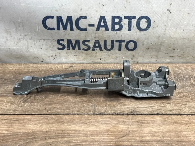 Кронштейн ручки двери Volvo XC90 31253175 XC90 2.5T, передний левый