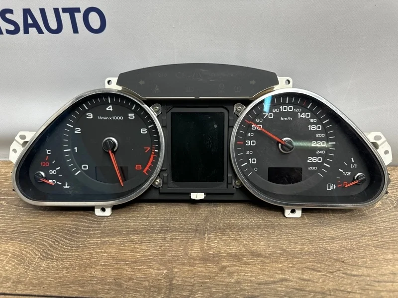 Панель приборов Audi A6 4F0920933MX C6 3.0 CAJ
