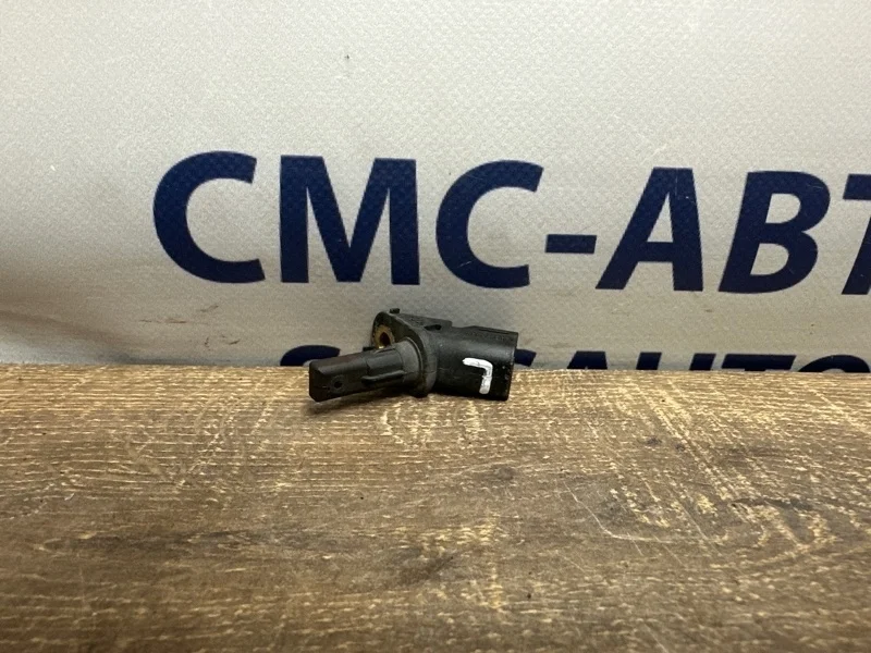 Датчик АБС ABS Volvo V40 Cross Country 30748149 V40 CROSS COUNTRY B5204T9, передний