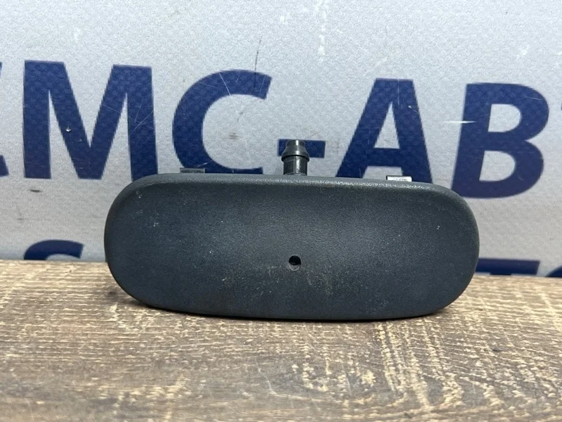 Форсунка омывателя лобового стекла Audi A6 4G0955988A C7 2.0T CYP, правая