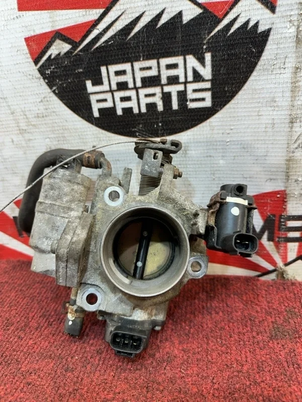 Дросельная заслонка Mazda 3 1362002731 BK