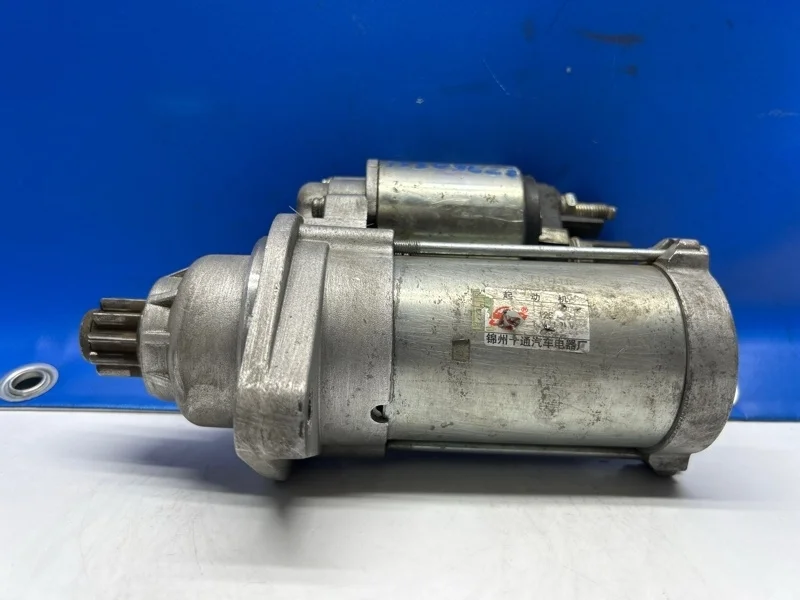 Стартер Volkswagen Tiguan 2013 02M911023 5N1 2.0 CAW