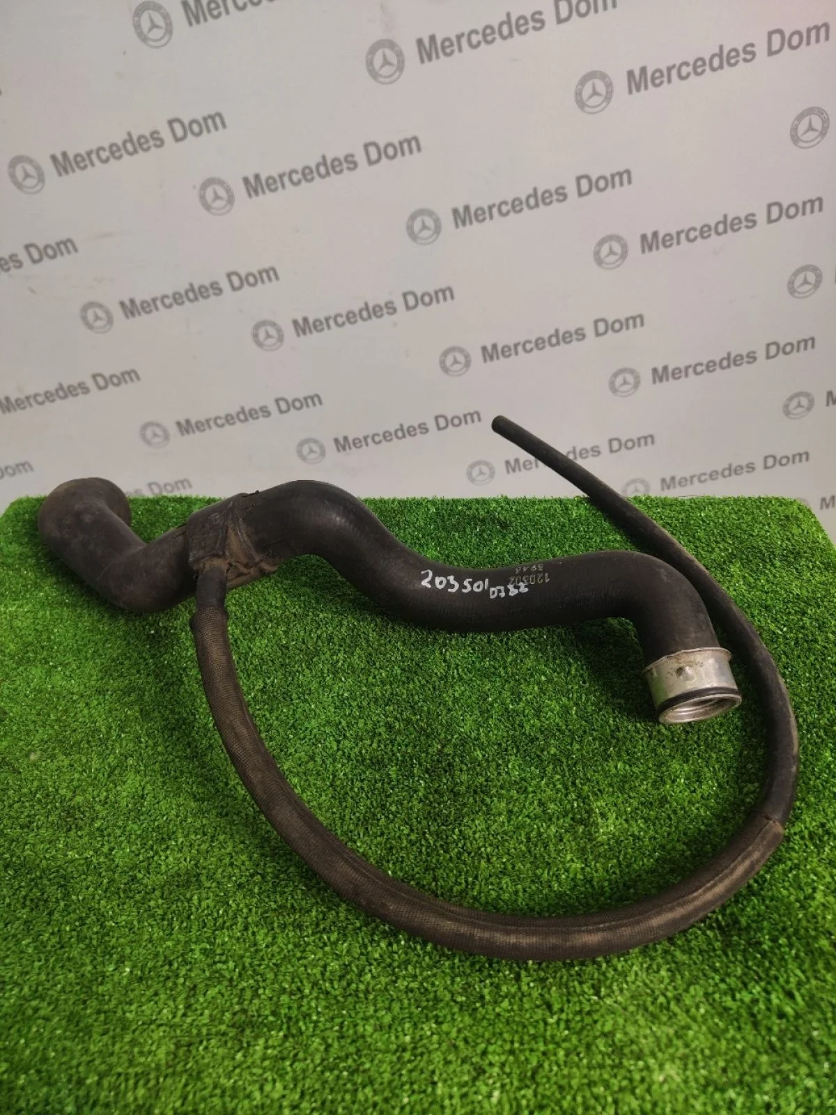 Патрубок радиатора Mercedes-Benz C-класс W203/S203/CL203 (2000—2004)