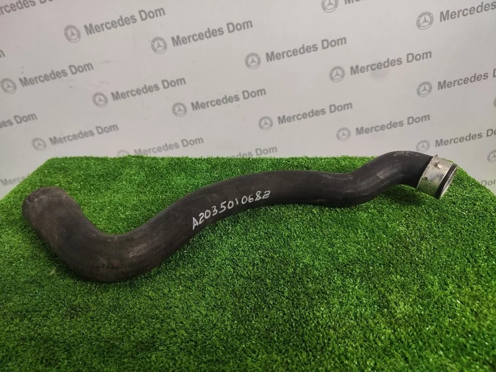 Патрубок радиатора Mercedes-Benz C-класс W203/S203/CL203 (2000—2004)