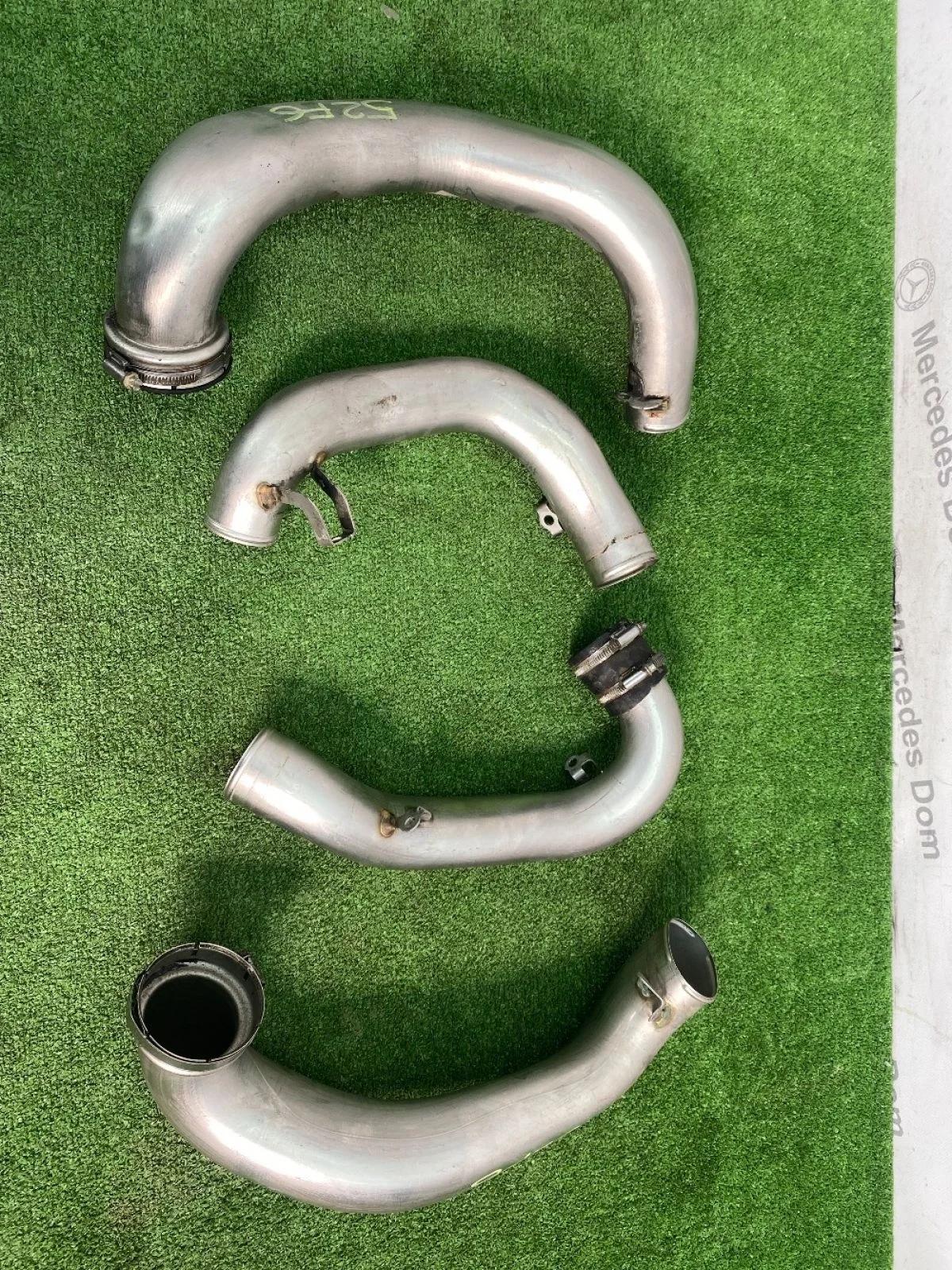 Патрубок воздушного фильтра Mercedes-Benz CL-класс C216 (2006—2010)