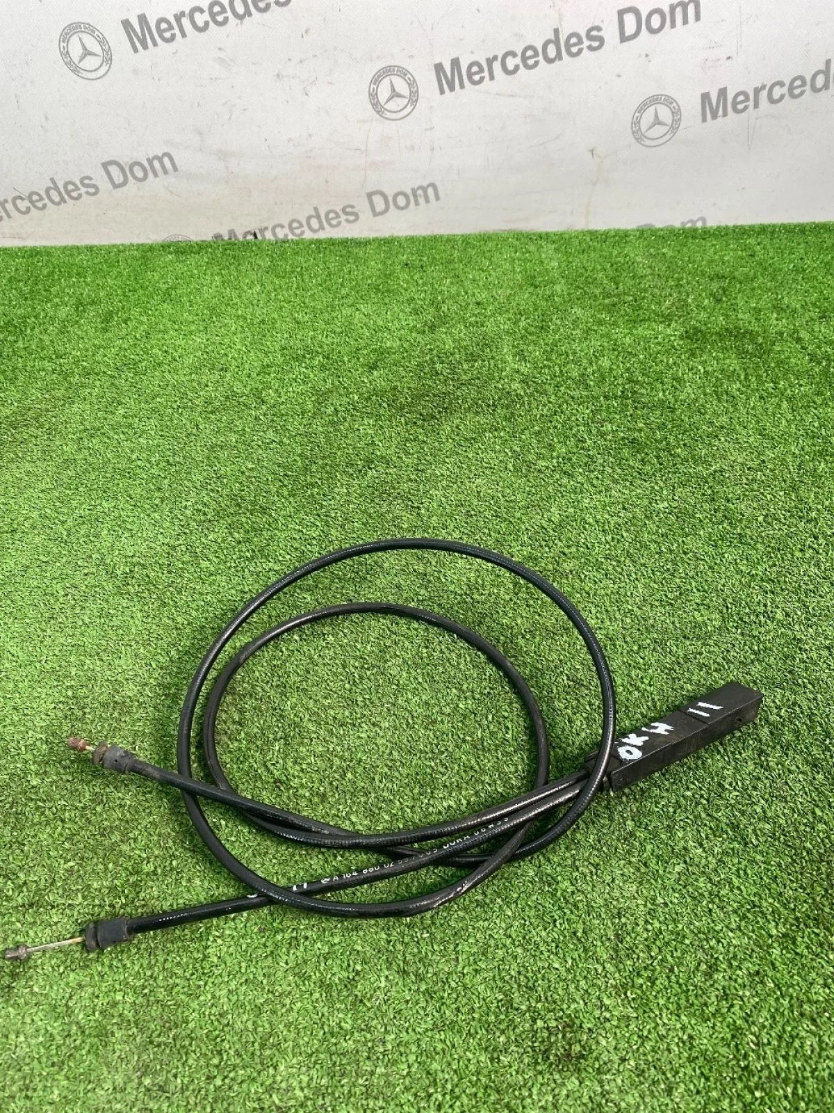 Трос открывания капота Mercedes-Benz GL-класс X164 (2006—2009)