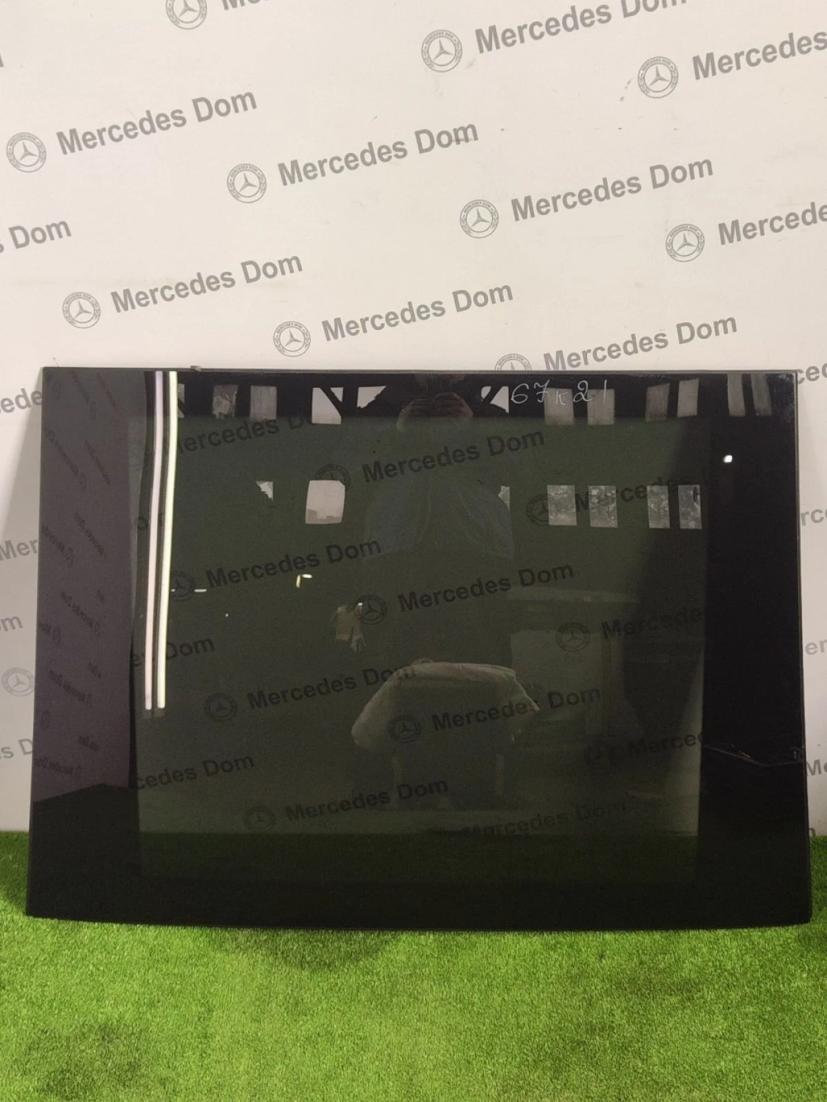 Стекло люка Mercedes-Benz C-класс W205/S205/C205/A205 (2014—2018)