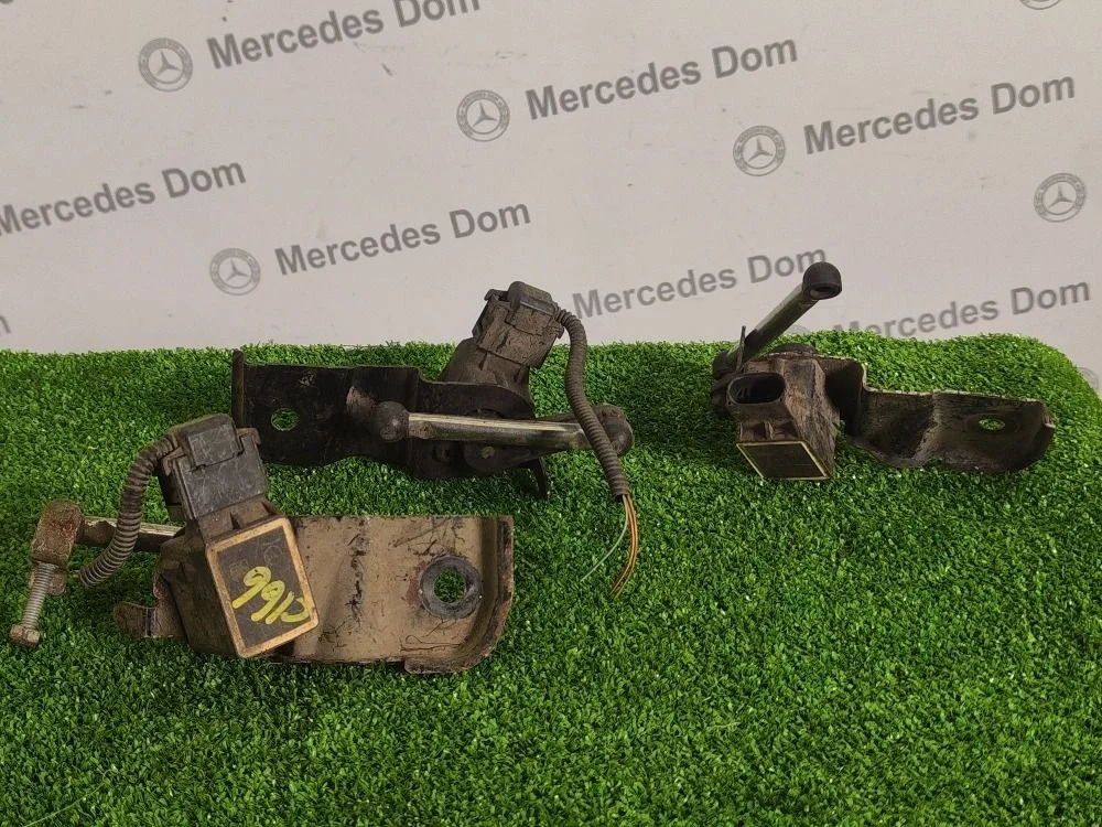 Датчик уровня пола Mercedes-Benz S-класс W221 (2005—2009)