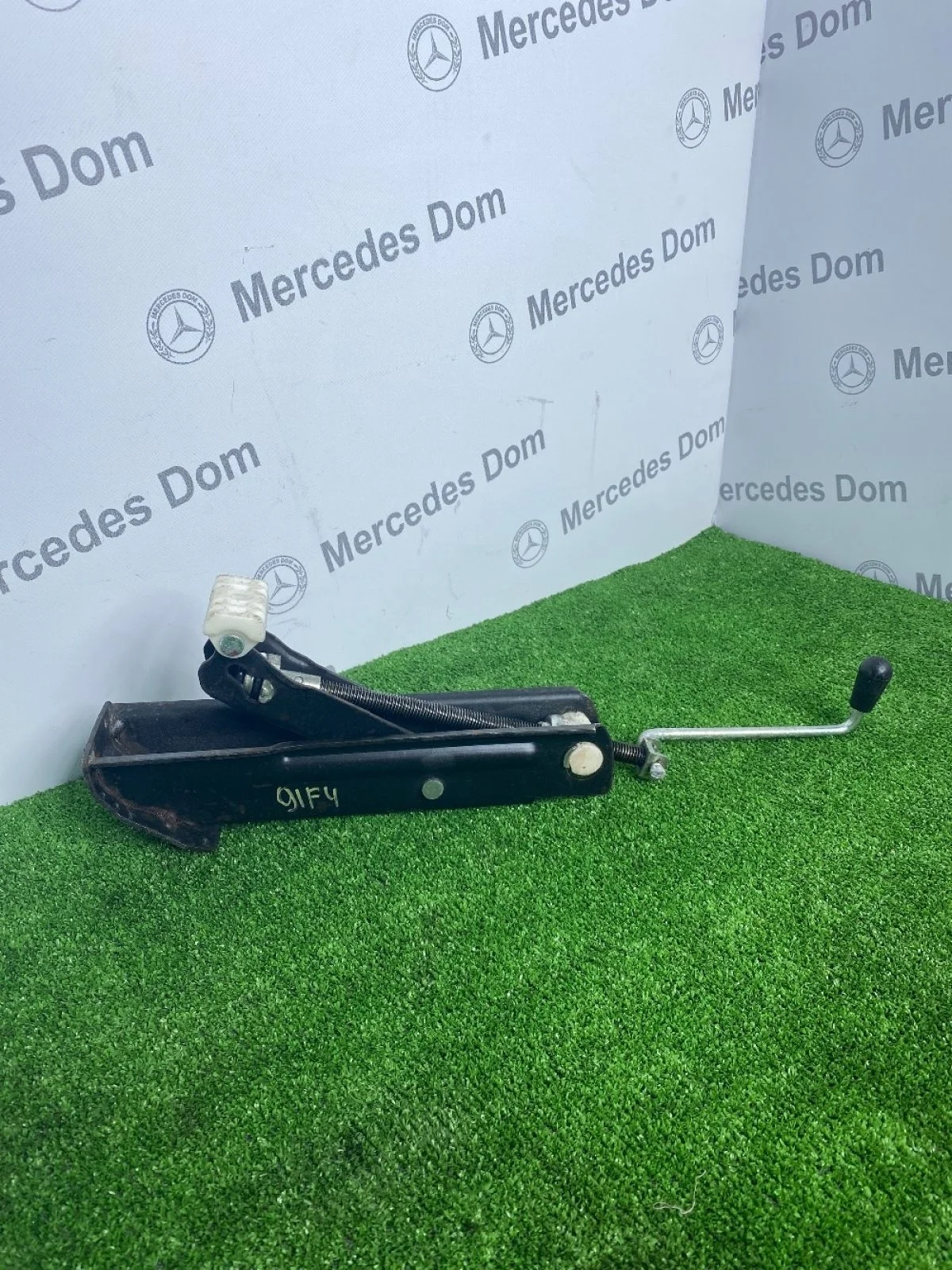 Домкрат Mercedes-Benz S-класс W221 (2005—2009)