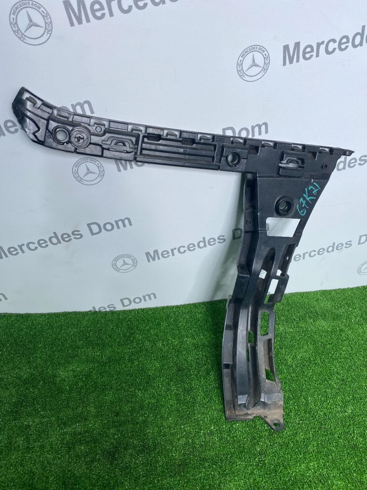 Кронштейн Mercedes-Benz C-класс W205/S205/C205/A205 (2014—2018)