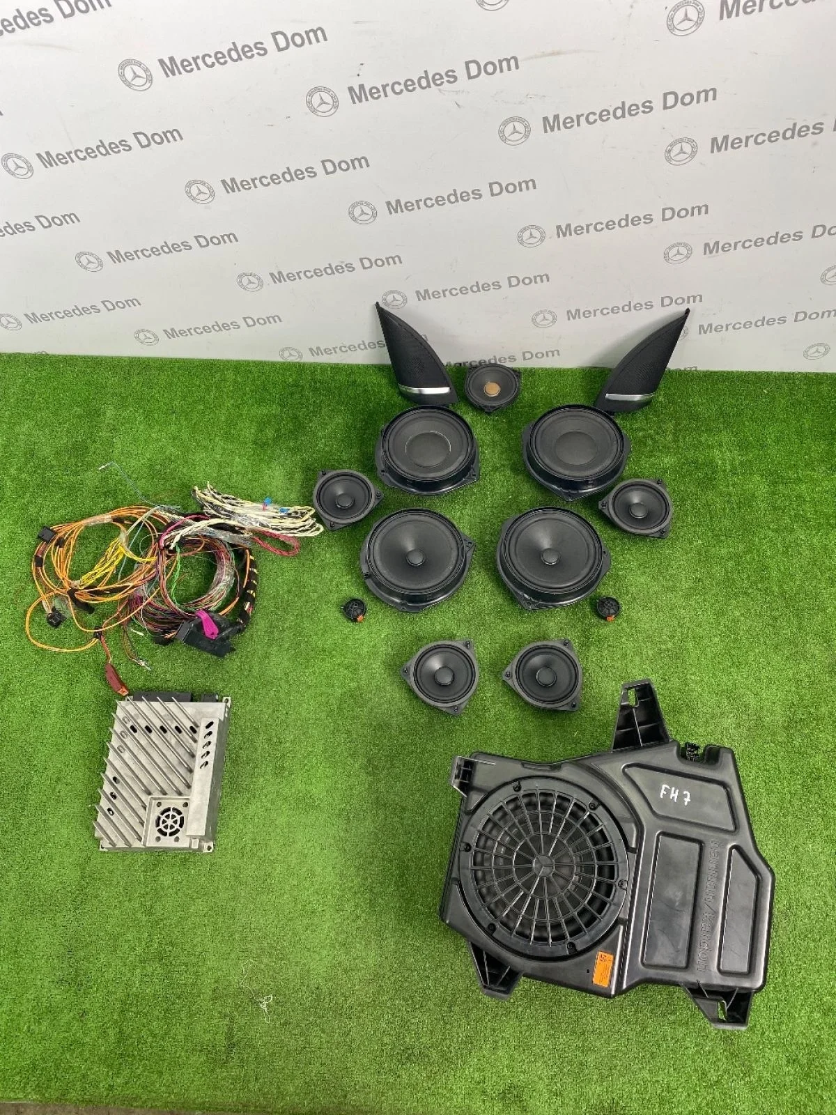 Комплект музыки harman kardon Mercedes-Benz GL-класс X166 (2012—2016)