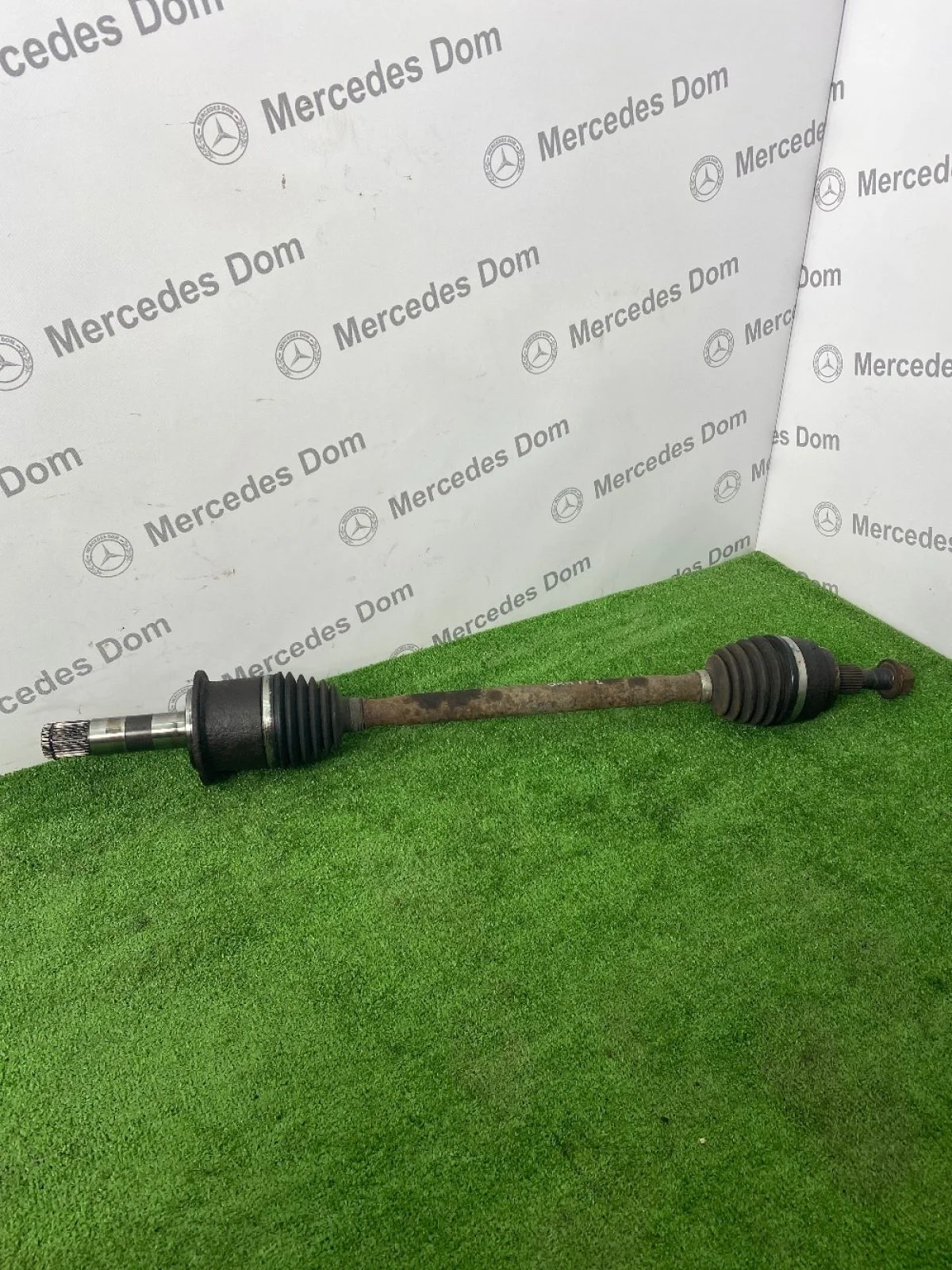 Полуось задняя левая Mercedes-Benz GL-класс X164 (2006—2009)