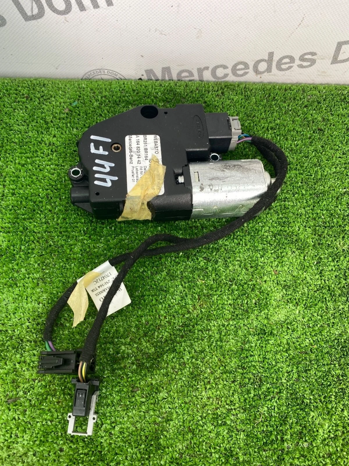 Моторчик люка Mercedes-Benz M-класс W164 (2005—2008)