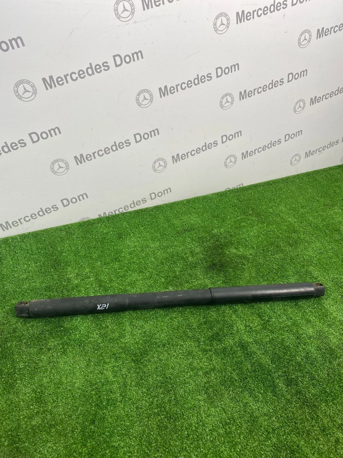 Амортизатор двери багажника Mercedes-Benz GLE-класс W166 (2015—2018)