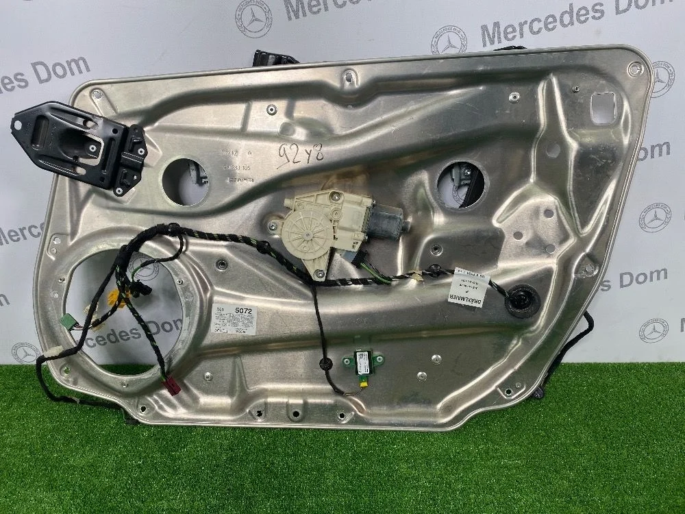 Стеклоподъемник электр. передний правый Mercedes-Benz E-класс W212/S212/C207/A207 (2009—2013)