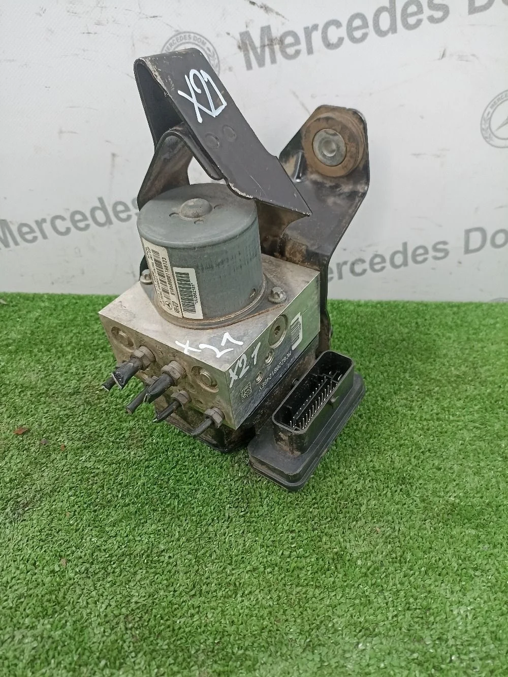 Блок ABS (насос) Mercedes-Benz GLE-класс W166 (2015—2018)