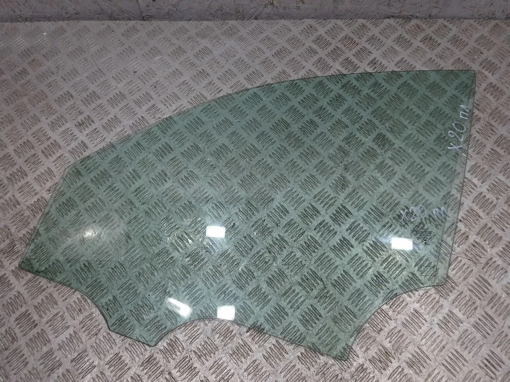 Стекло двери передней левой Mercedes-Benz GLC-класс X253 (2015—2019)