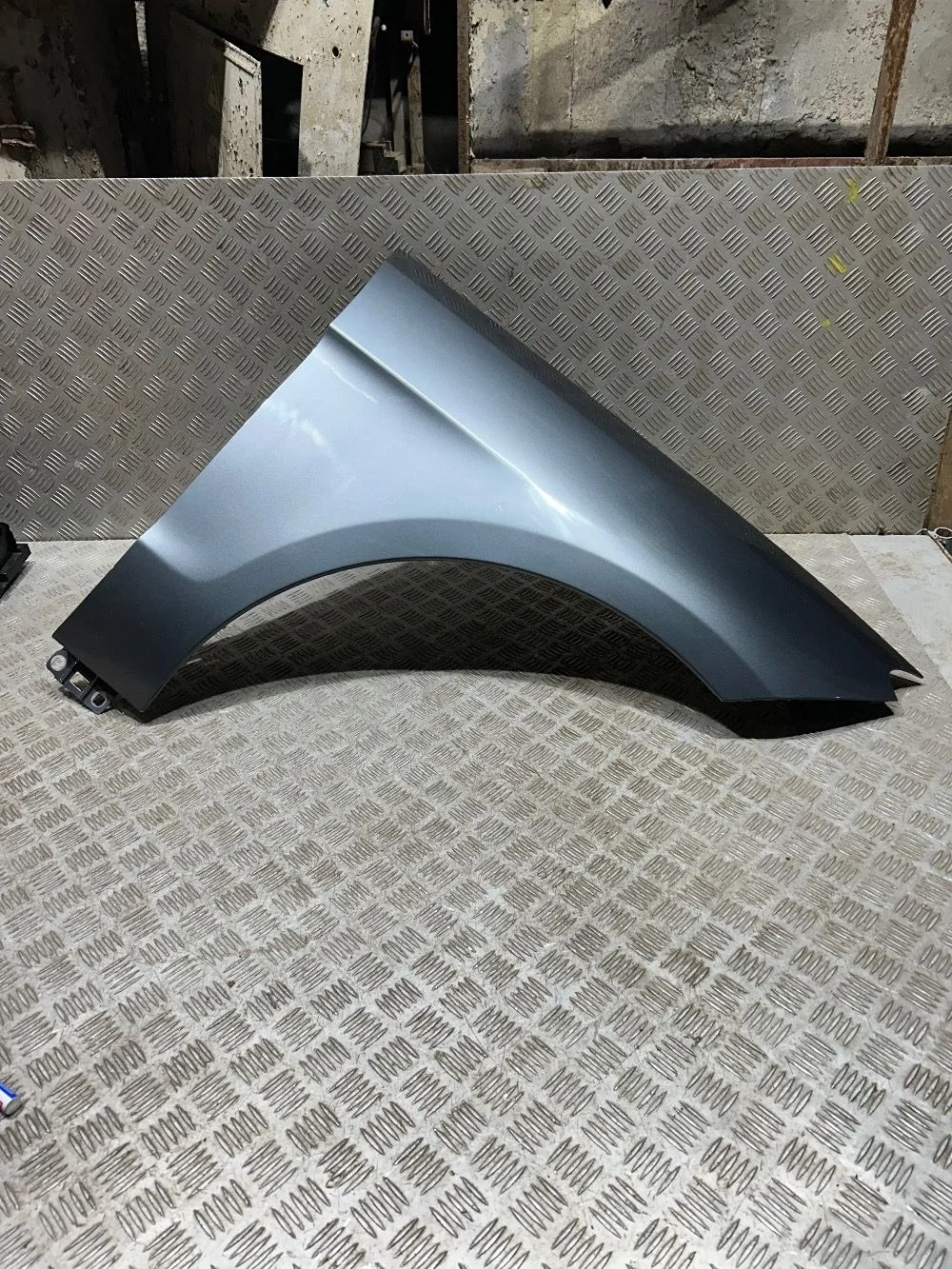 Крыло переднее правое Mercedes-Benz GLE-класс W166 (2015—2018)