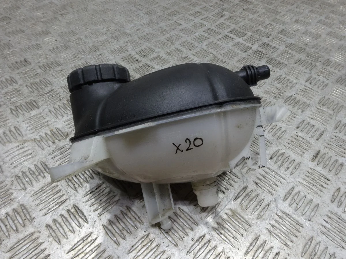 Бачок расширительный топливной системы Mercedes-Benz GLC-класс X253 (2015—2019)