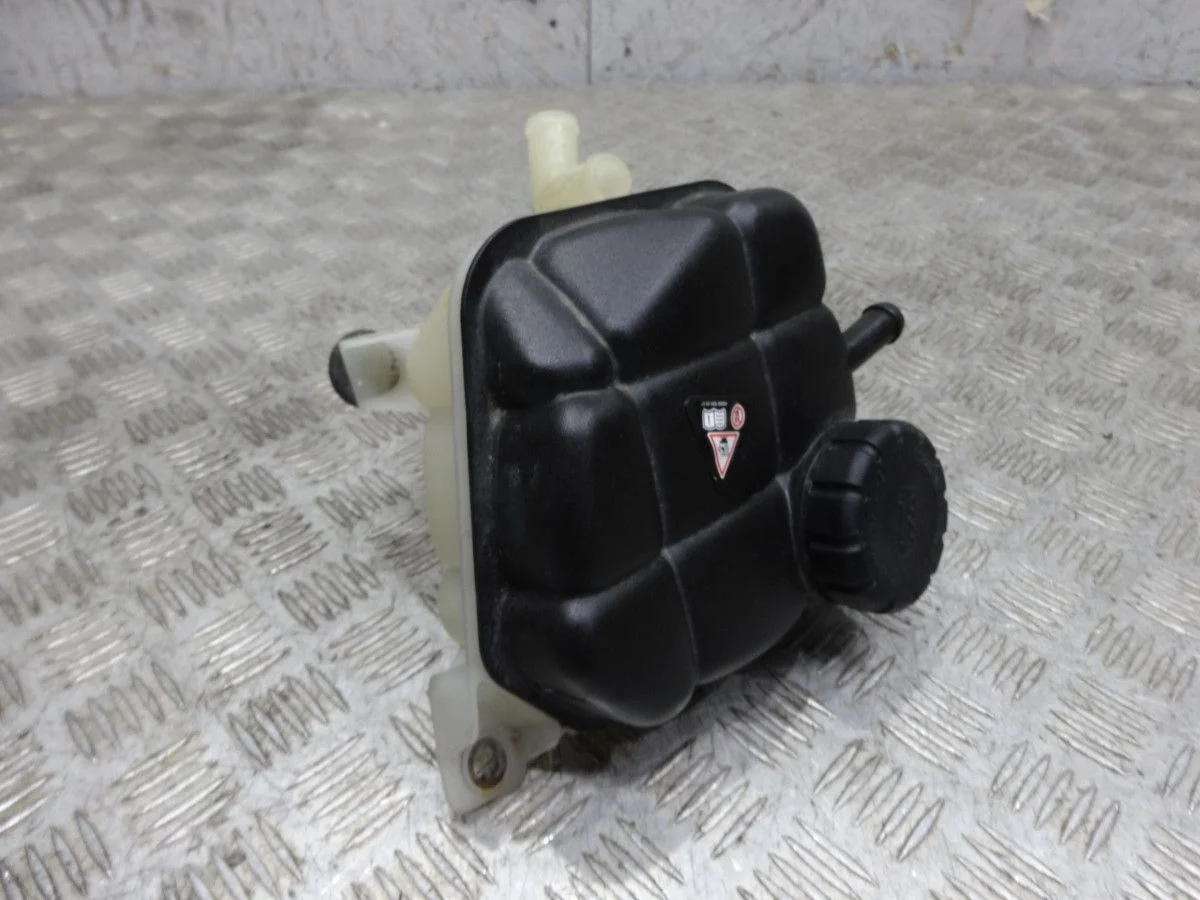 Бачок расширительный топливной системы Mercedes-Benz GLE-класс W166 (2015—2018)