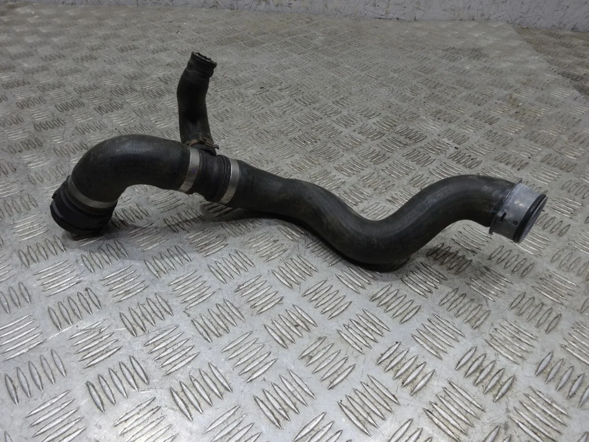 Патрубок радиатора Mercedes-Benz GLE-класс W166 (2015—2018)