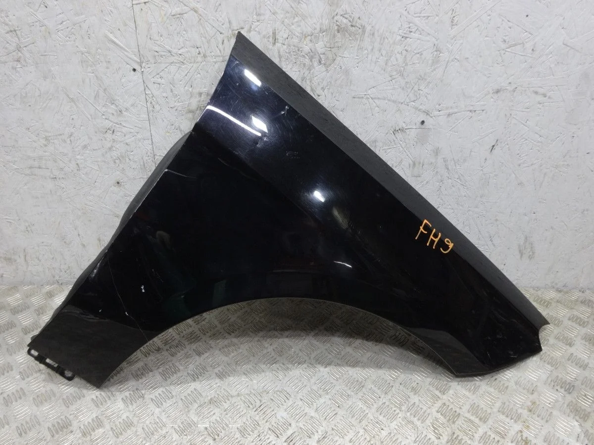 Крыло переднее правое Mercedes-Benz GLE-класс W166 (2015—2018)