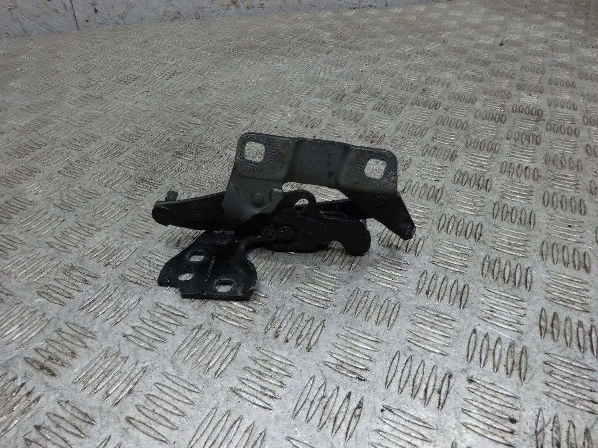 Петля капота левая Mercedes-Benz GL-класс X166 (2012—2016)