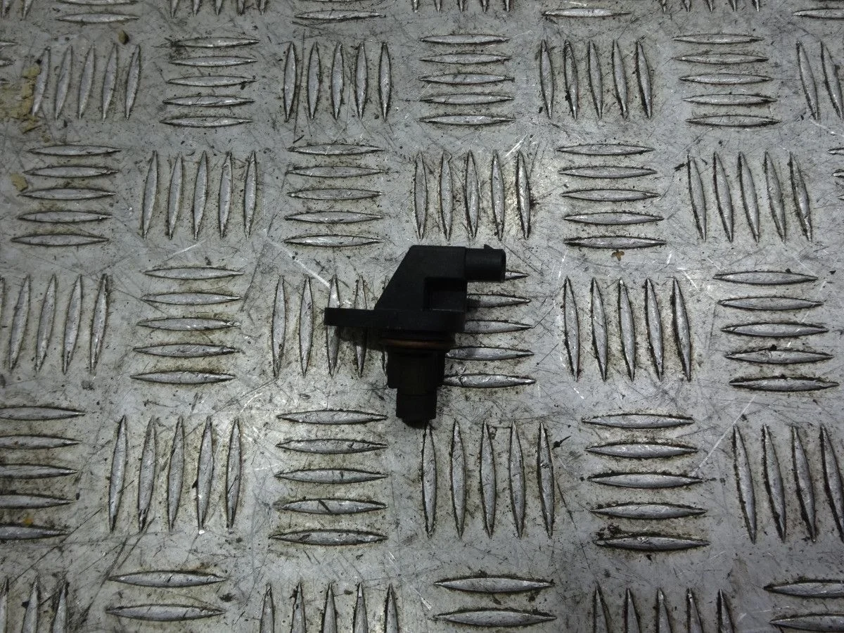 Датчик положения распредвала Mercedes-Benz E-класс W212/S212/C207/A207 (2009—2013)