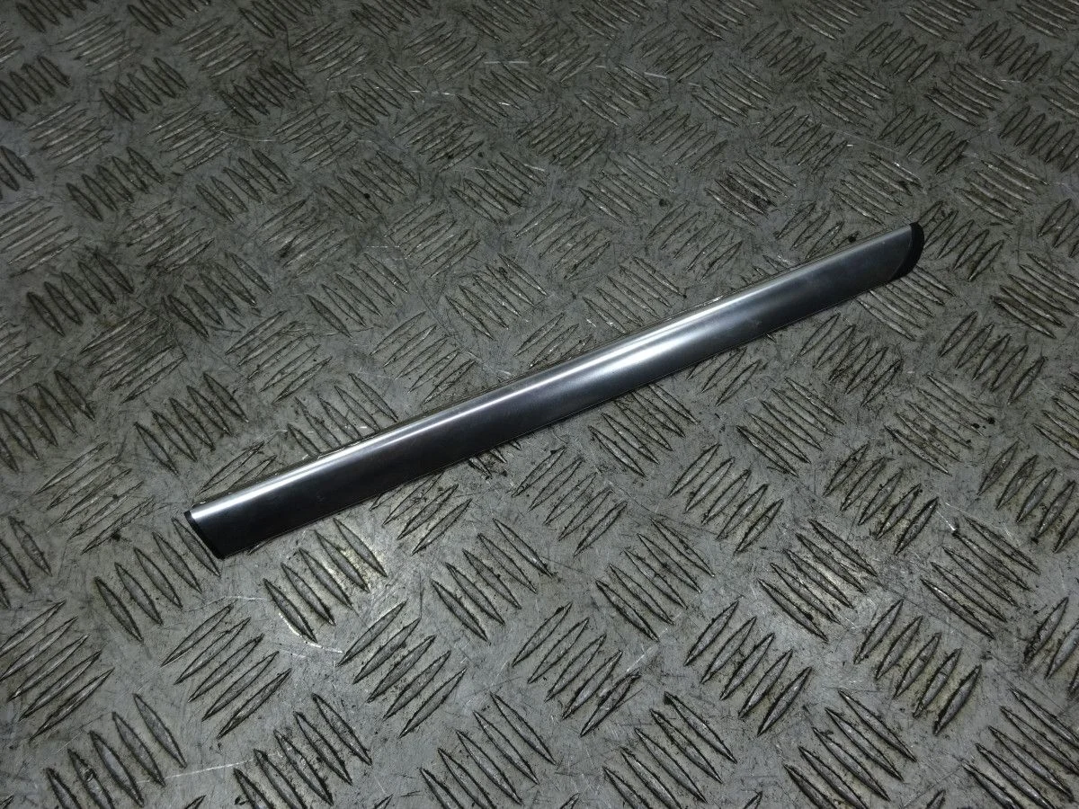 Накладка стекла Mercedes-Benz GLK-класс X204 рестайлинг (2012—2015)