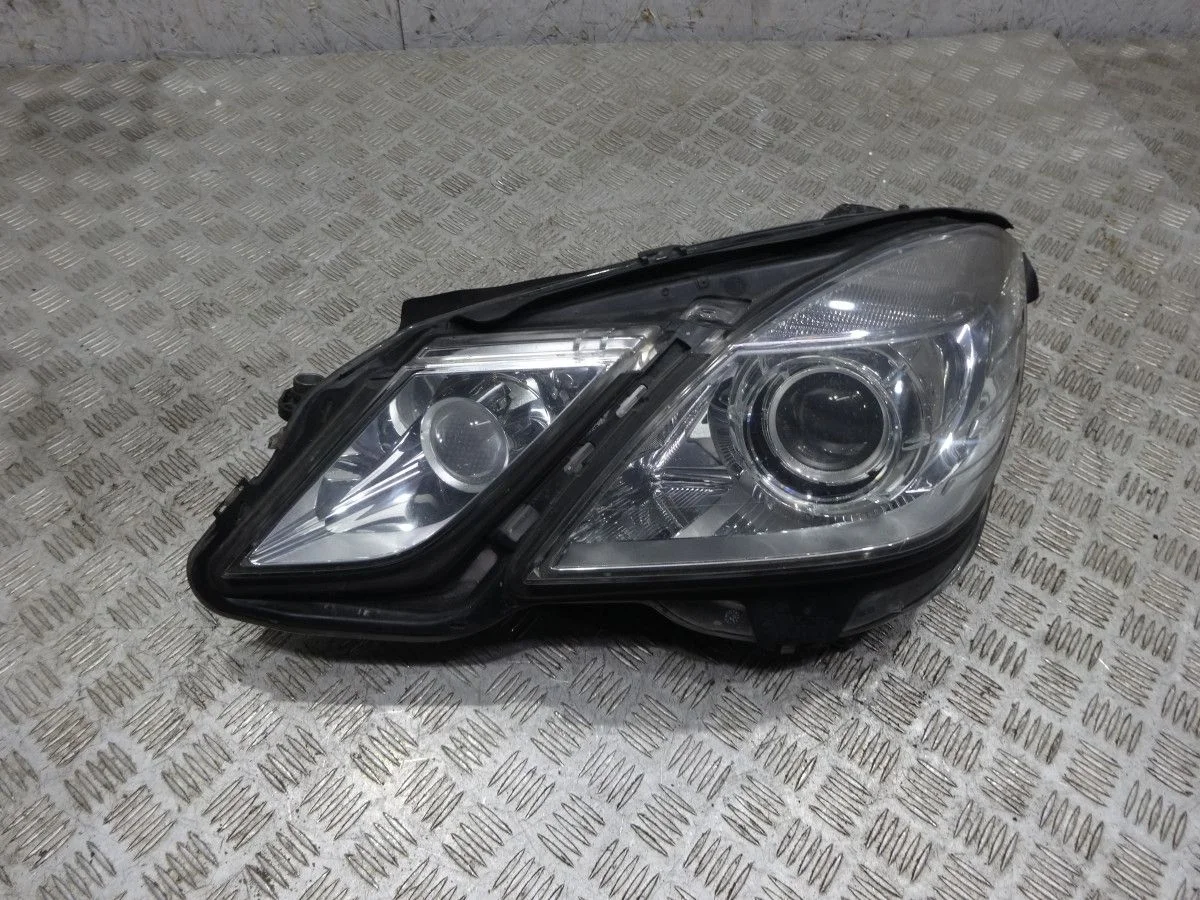 Фара левая Mercedes-Benz E-класс W212/S212/C207/A207 (2009—2013)