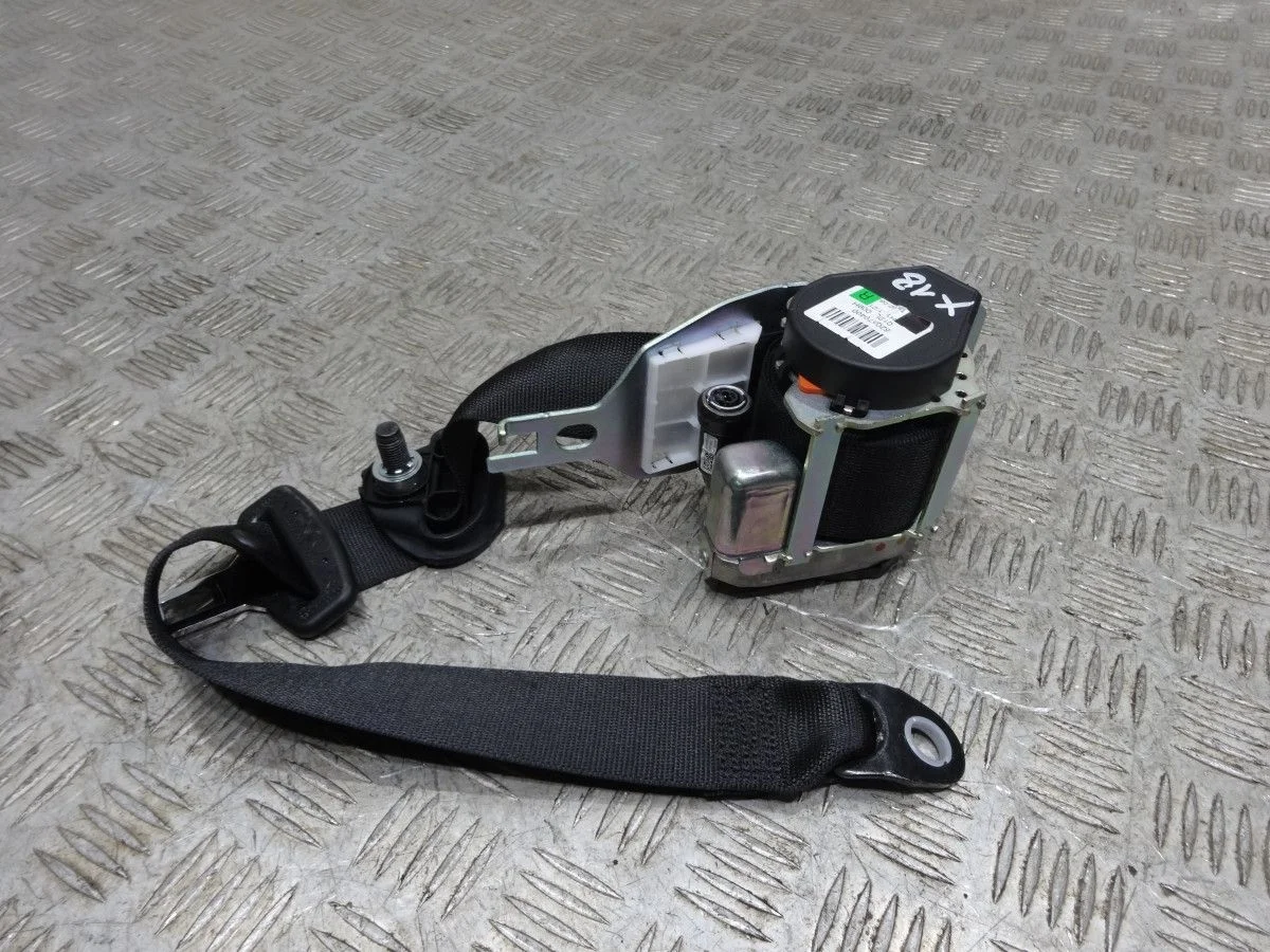 Ремень безопасности с пиропатроном Mercedes-Benz GLS-класс X166 (2015—2019)