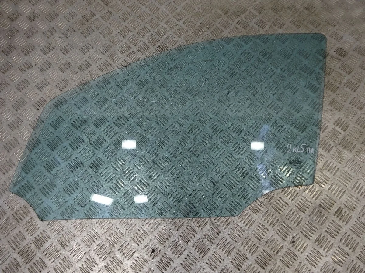 Стекло двери передней левой Mercedes-Benz M-класс W164 (2005—2008)