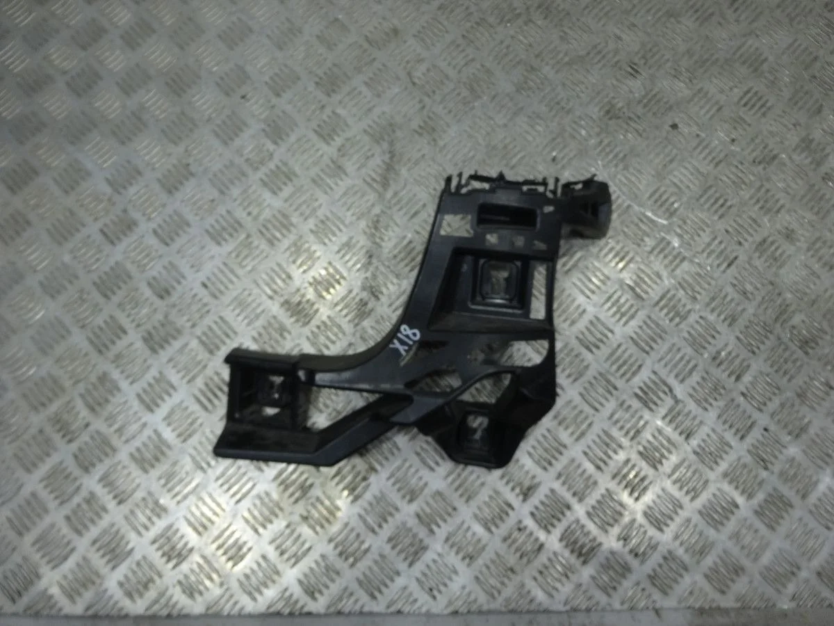 Кронштейн заднего бампера правый Mercedes-Benz GLS-класс X166 (2015—2019)