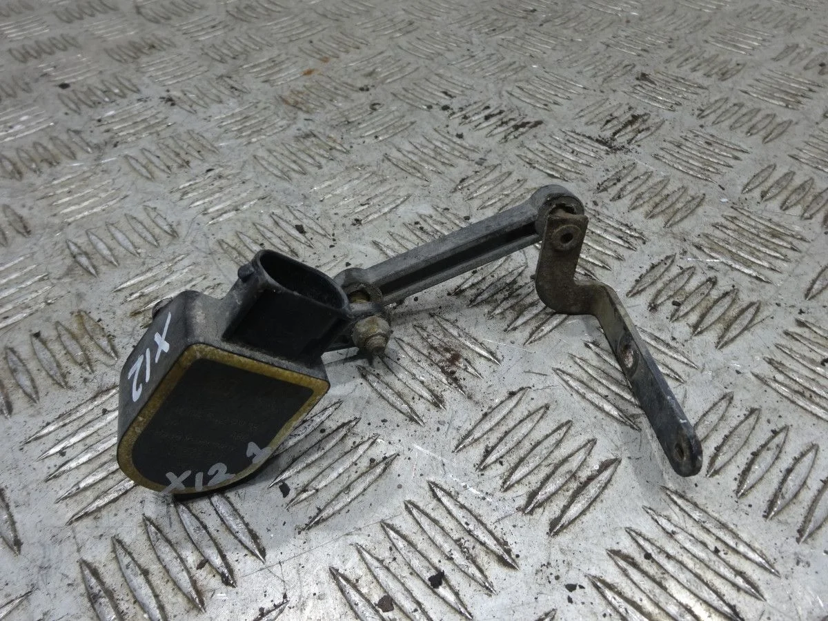 Датчик уровня пола Mercedes-Benz M-класс W166 (2011—2015)