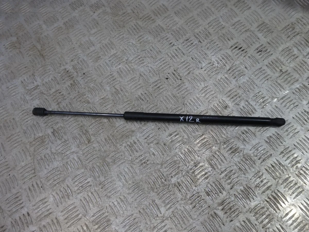 Амортизатор капота Mercedes-Benz M-класс W166 (2011—2015)