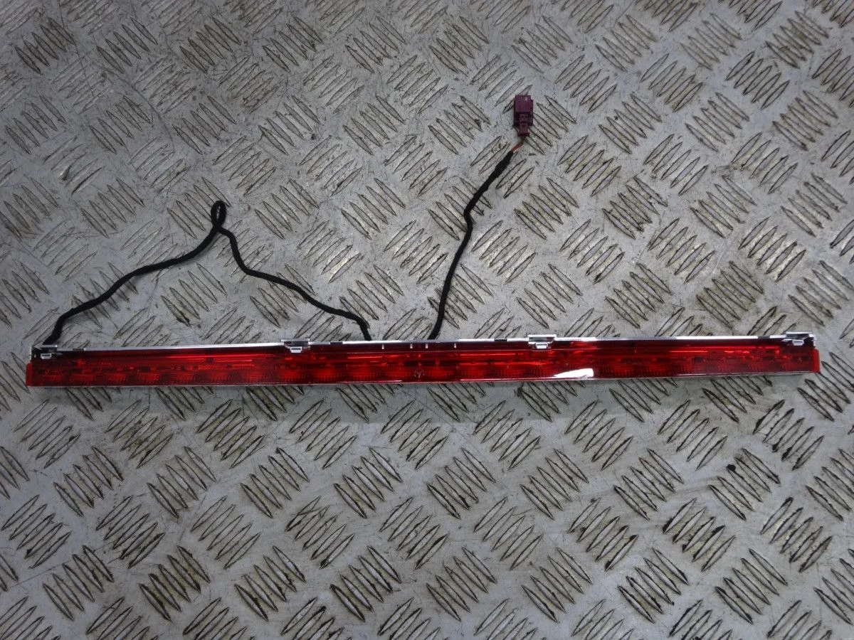 Фонарь задний (стоп сигнал) Mercedes-Benz CLA-класс C117/X117 (2013—2016)