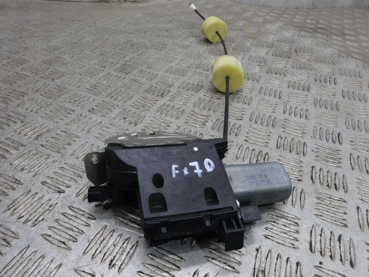 Замок багажника Mercedes-Benz S-класс W221 (2005—2009)