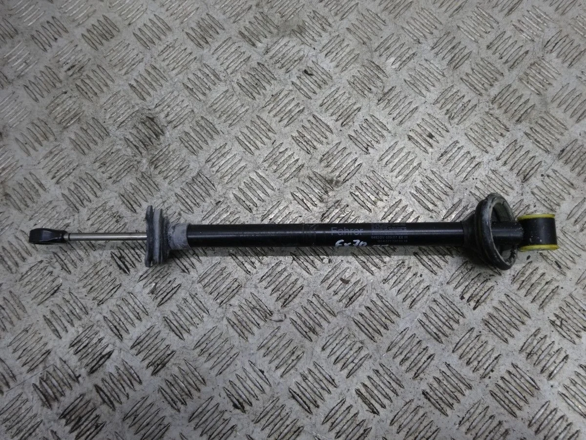 Ограничитель двери Mercedes-Benz S-класс W221 (2005—2009)