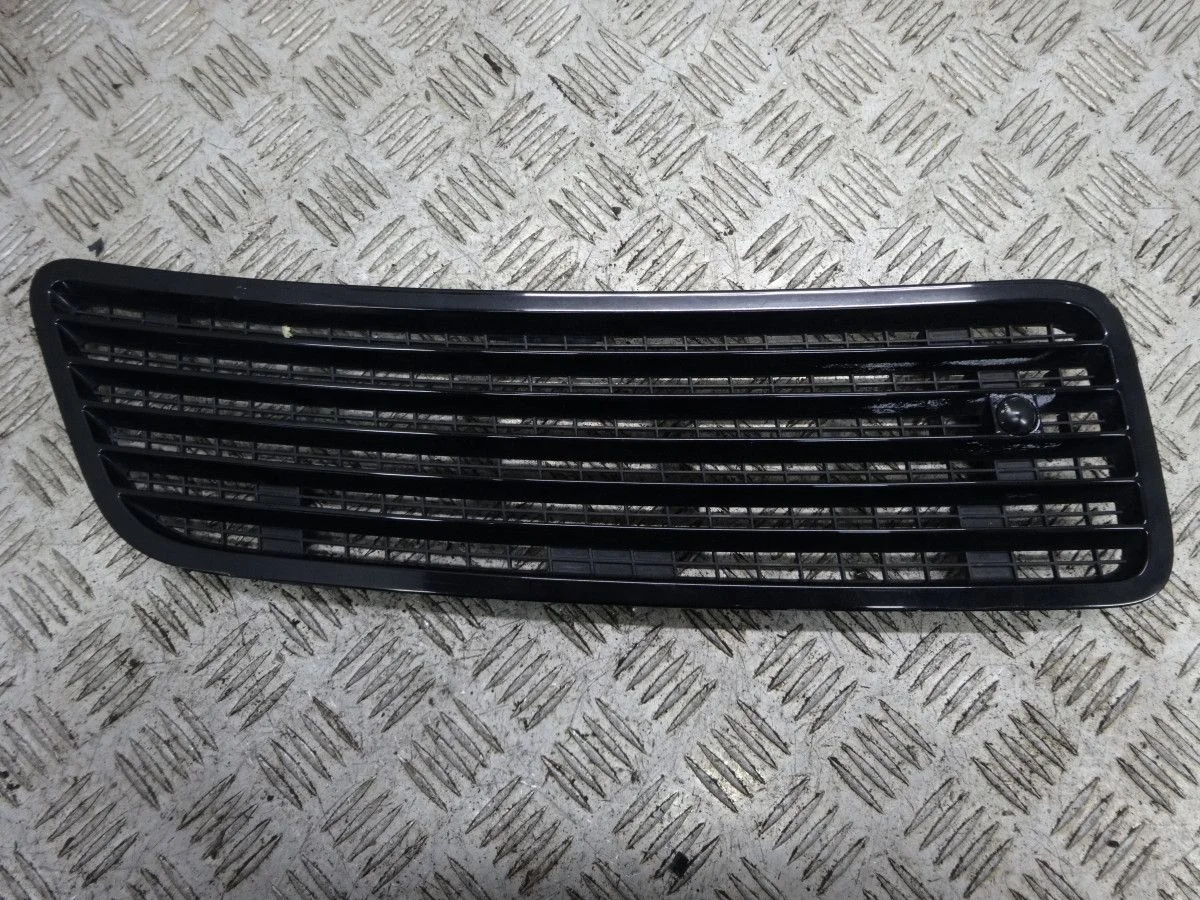 Решетка в капот Mercedes-Benz S-класс W221 (2005—2009)