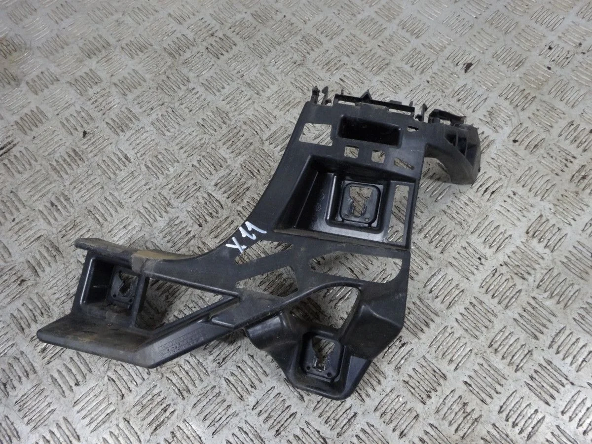 Кронштейн заднего бампера правый Mercedes-Benz GLS-класс X166 (2015—2019)