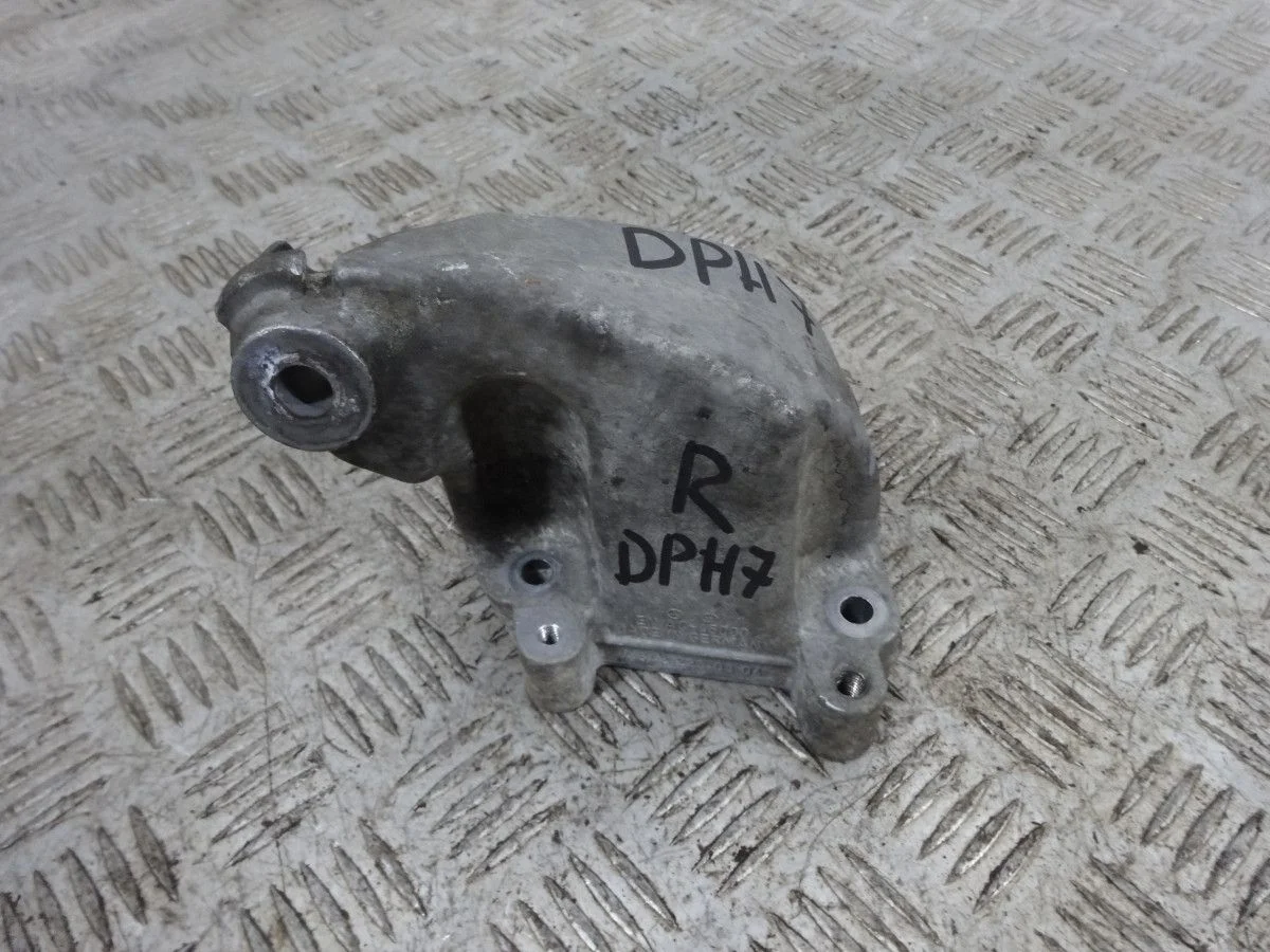 Кронштейн двигателя правый Mercedes-Benz GL-класс X164 (2006—2009)