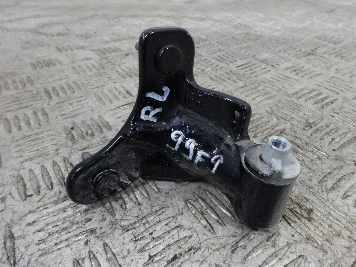 Петля двери задней левой нижняя Mercedes-Benz GLK-класс X204 рестайлинг (2012—2015)