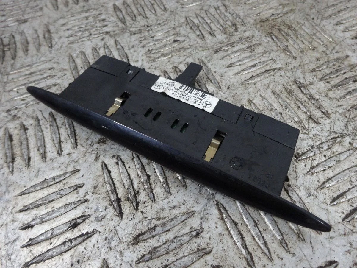 Дисплей информационный Mercedes-Benz GL-класс X164 (2006—2009)