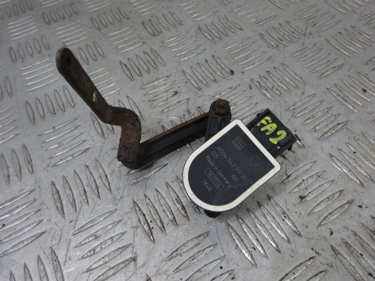 Датчик уровня пола Mercedes-Benz GL-класс X166 (2012—2016)