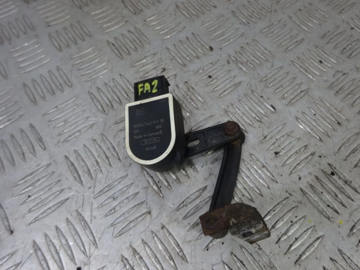 Датчик уровня пола Mercedes-Benz GL-класс X166 (2012—2016)